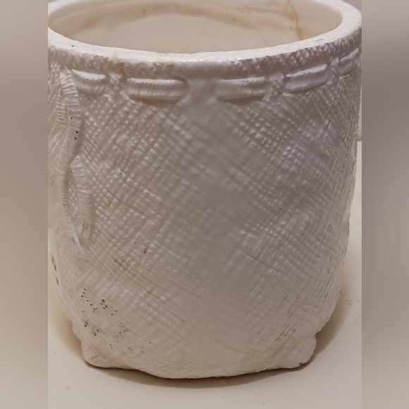 Chippy NAPCO POTTERY with Pear image, Vintage Indoor Planter, Outdoor Plant Pot - Picture 4 of 8